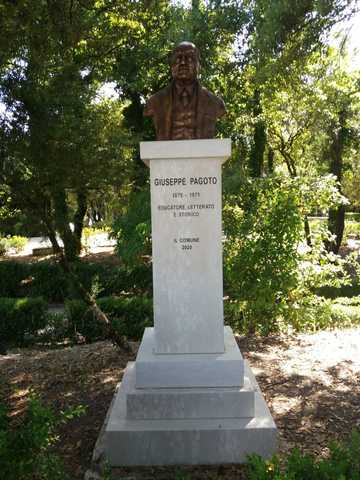 Collocato ai Giardini del Balio un busto dedicato al prof. Giuseppe Pagoto
