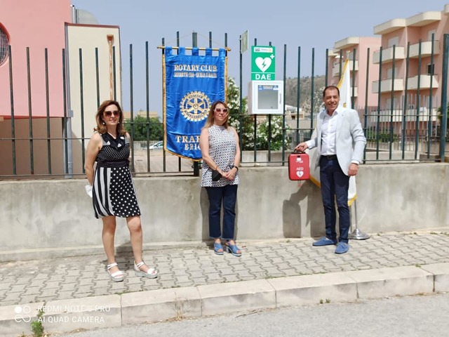 Il Rotary Club Trapani Erice dona un defibrillatore al territorio ericino